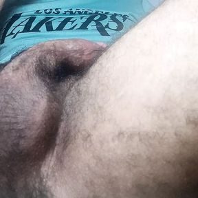 Masturbate on a very hot night with a hairy body