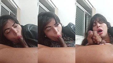 chupando gostoso o pau que derrete na boca e goza com força