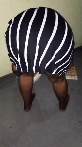 Does my vagina look nice when I bend over?