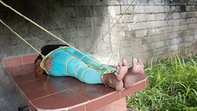 How much it tickles the mature woman when she is tied up with a lot of rope (1)