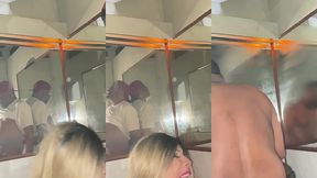 realizando o fetiche do boy fumando um cigarro e mamando a pica dele, delicia de foda