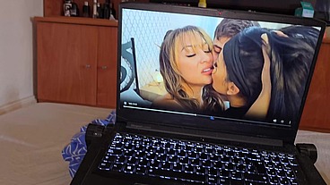 NEW VIDEO!!! I CUM WATCHING ONE OF MY VIDEOS..