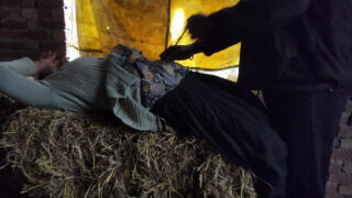 Adolescentă indiană cu fund mare primește creampie anală murdară după o sex oral fierbinte și o fute pe la spate