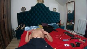 lazy morning masturbation – topless in sweatpants & so wet 🛏️💦 233