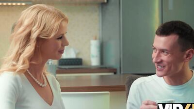 Lynna Nilsson seduces her daughter's boy friend & gets her pussy drilled hard in the kitchen