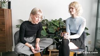 Freaky Blondes Have Fun With the Magic Wand