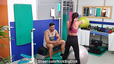 Una buena sesion de gym con la hijastra de mi vecino