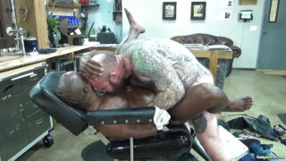 Cesar Ventura, Dallas Steele, Darin Silvers, Jake Morgan, Mason Lear, Ray Diesel og Romance, anal kneppet