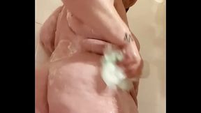 AriesBBW come wash me