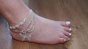 Lesson 49 - Learning to Serve My Feet