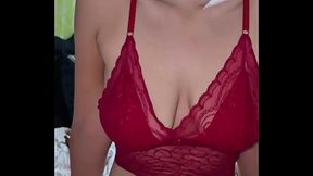 Putinha de vermelho dando um ch&aacute_ no marido - Sailor Girl