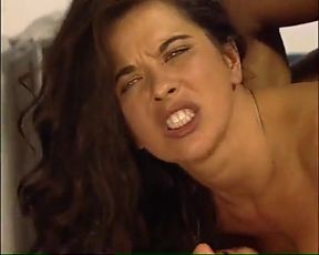 Angelica Bella in IL PIACERE DEL PECCATO scene 05