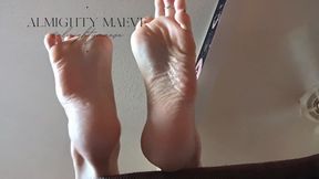 The view of my foot stool 👏