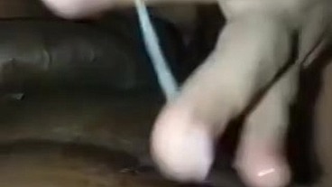 Wife punheta no corno enquanto confessa quantos já comeu ela