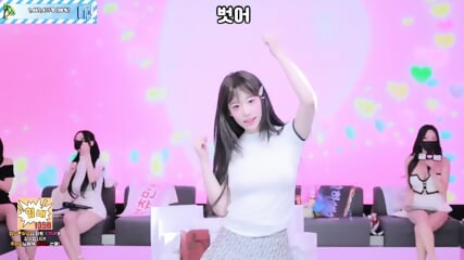 K girls live 15
