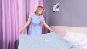 Sexy Mature MILFs Diana's Soapy Laundry Frenzy Stains and Sins