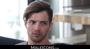MaleIcons.com - Young jock Casey Everett's sliding session on big stepdaddy cock with