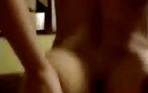 La profe le da una clase de como se la mas puta - argentina