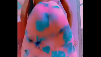 Algu&eacute_m sabe  o nome dela?