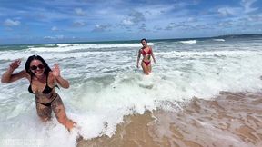 tropical wet threesome with kinky mary