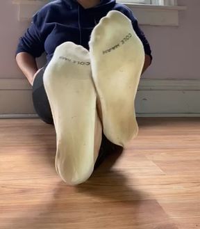 Soles and Toes Sock Removal
