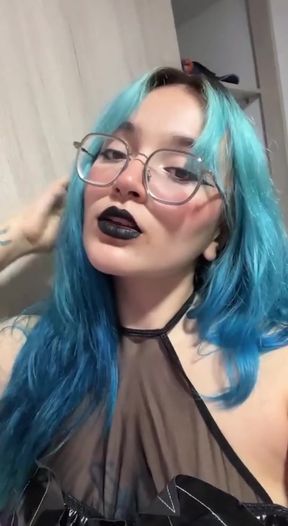 Professional black solo adult gets it done in her unique style