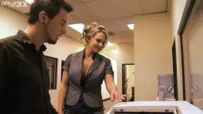 Lost copy boy can only handle Nikki well by Only3x