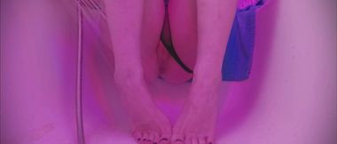 Femboy washes his squeaky feet in dorm shower while trans surprise plays with his toes