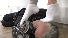 Merciless running shoes and socks smelling (small version)