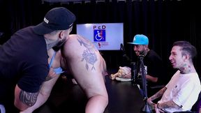 casal dna no putaria com deficiente apresentado pelo gabriel olhar sob rodas & vitor reis - completo (watch on: sheer/red)