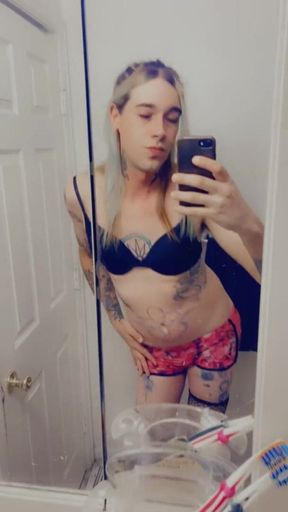 Sexy yoga babe