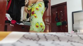 Changing Clothes with a Voluptuous and Hot Maid