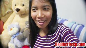 10 Weeks Pregnant Thai Teen 18+ Gives Blowjob