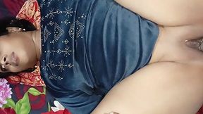 Indian Bhabhi Loves Big Dick in Her Ass and Mouth