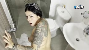 JOI WITH MASTURBATION IN THE BATHROOM OF MY HOUSE WHILE I AM ALONE-ANITA MILLER