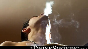 ”Hardcore smokers Jayden Taylor & Kayden Daniels swap blowjobs in a smoky room”