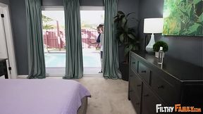 Sultry MILF Tiamaria gives deep throat and rides dick