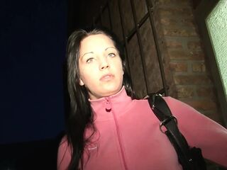 Slutty Older Brunette hair Stretches Cunt with Thick Vibrator