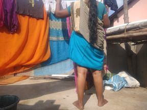 Indian Lady Outdoor Working Enjoying Porn with Boy Friend