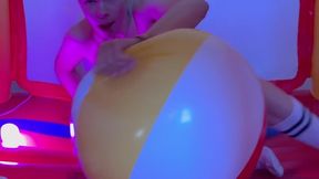 Fight with my beach ball
