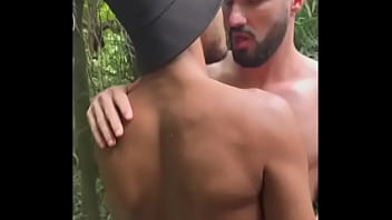 QUEM GOSTA DE CHUPAR UM P&Eacute_?