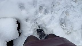 found old broken car and make it pedal pumping m4