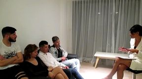 z b 30 , con mi hermanastra y uno de mis hijastros inventamos una terapia de grupo para hacer una orgia con dos vecinos de arriba , capitulo 30
