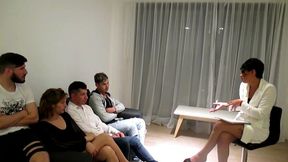 z b 30 , con mi hermanastra y uno de mis hijastros inventamos una terapia de grupo para hacer una orgia con dos vecinos de arriba , capitulo 30