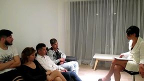 z b 30 , con mi hermanastra y uno de mis hijastros inventamos una terapia de grupo para hacer una orgia con dos vecinos de arriba , capitulo 30