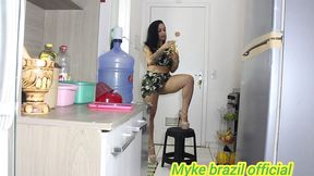 minha cunhada veio na minha casa tomar um poco de agua mais o k ela queria mesmo era dar para me bem gostoso ela melissa pitanga