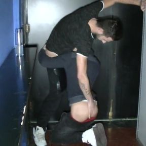 Aaron Lautner fucked bareback by Abraham Montenegro