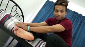 ”Derick's Feet Solo”