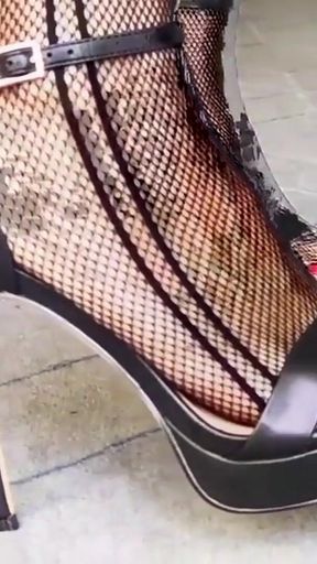 High Heels Black Dreams