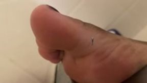 Teeny Taking Bath with Giantess 1080